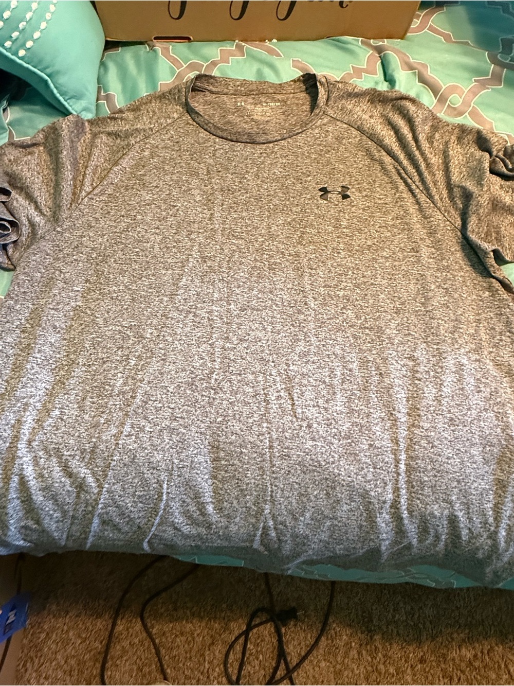 Under Armour Men’s Gray Heather Short-Sleeve Performance Tee